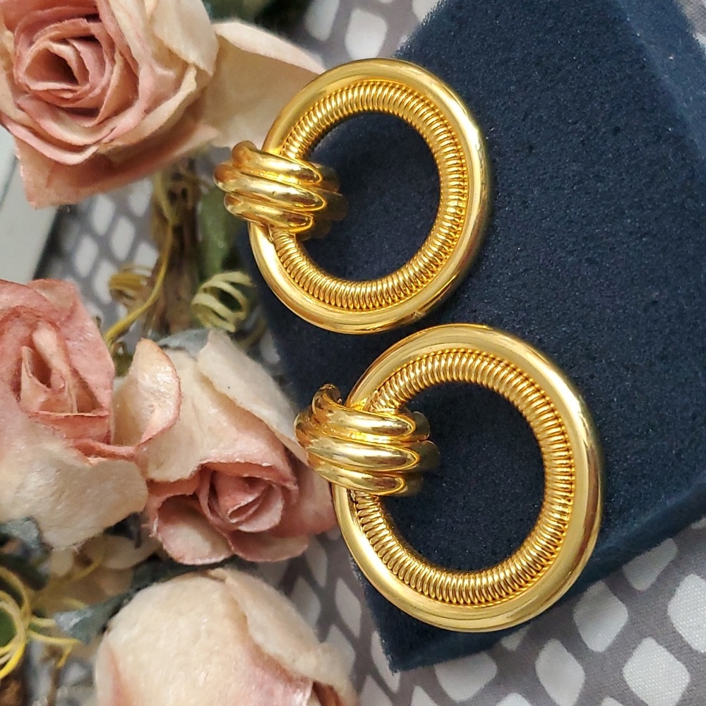 Vintage Designer Quality Goldtone Door Knocker Hoop Earrings